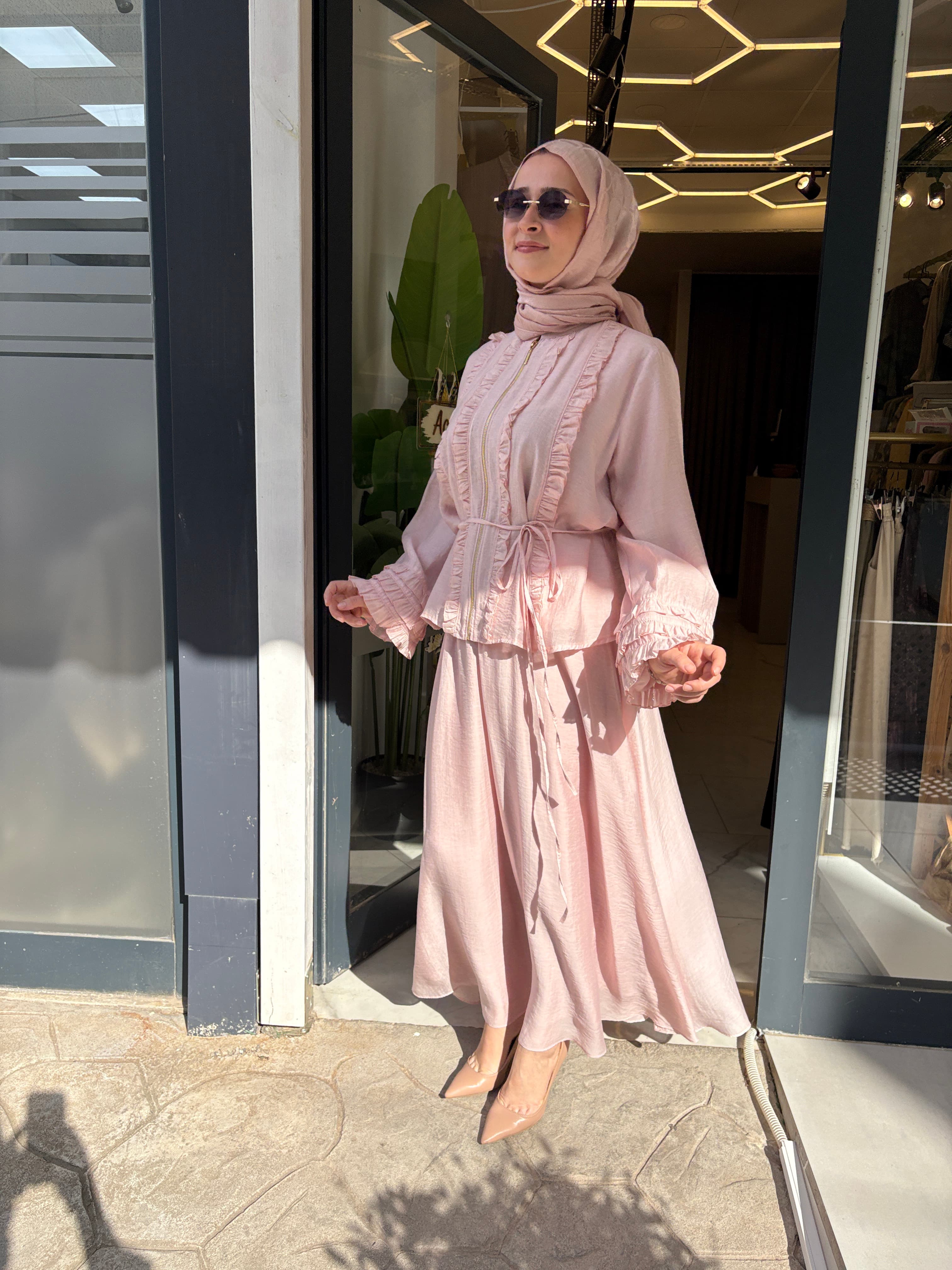 Pembe etekli takım