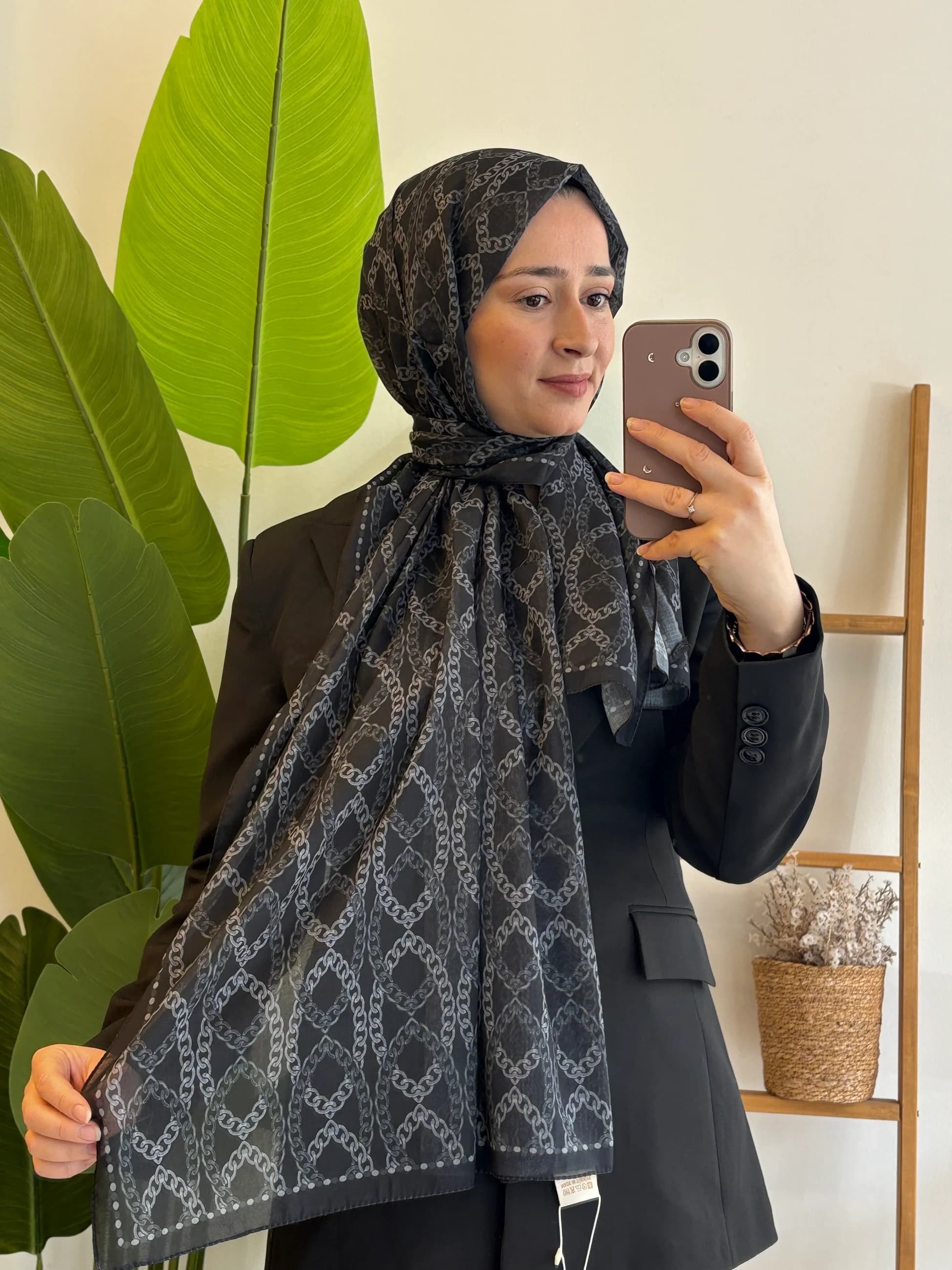 Camellia Prag Rami Şal